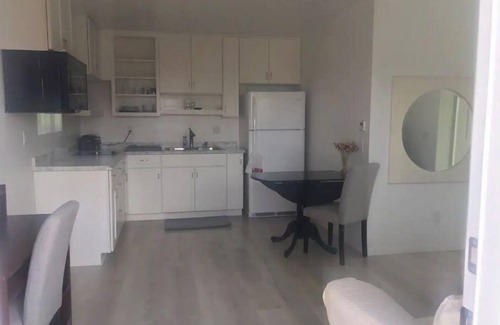 Morena Cabaña | Private Cottage by Mission Bay with Pool, and Spa Massage chair inside!