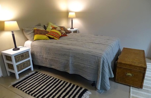 Buffalo City Apartamento | Private cottage on an organic training farm