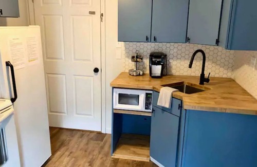 Coudersport Apartamento | Private Coudersport apartment in a great location!