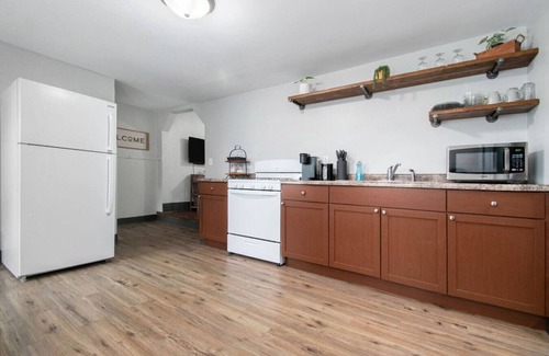 Michigan City Apartamento | Private & Cozy Great Location!