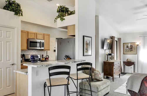 Cottonwood Casa | NUEVO Hermosa casa privada de 2 dormitorios y 2 baños cerca de Sedona, Jerome y degustación de vinos