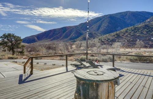 Frazier Park Apartamento | Private Deck and Views Frazier Mountain Cabin
