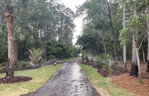 Saint Helena Island Casa | Private Deep Water 6.5 acre Estate With Dock Sleeps 10