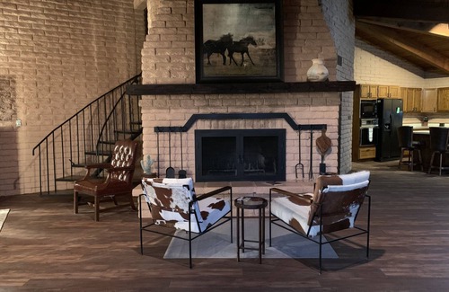 Wickenburg Casa | Private Desert Escape Close to Downtown with Horse Pens on the Sols Wash!