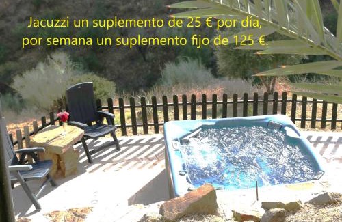 Alozaina Chalet De Esquí | Private detached chalet MI DUSHI with OPTIONAL private jacuzzi