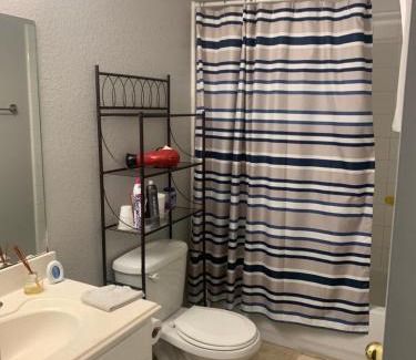 Cypress Casa | Private Disney Full n Single Room