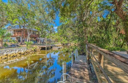 Old Homosassa Casa | Private Dock Canal-Front Homosassa Home!