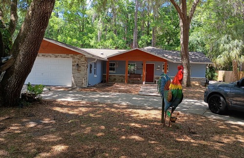 Dunnellon Casa | private dock Charming 2-bedroom house with WiFi, AC in peaceful Dunnellon