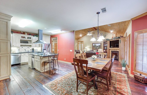Heber Springs Casa | Private Dock: 'The River House' in Heber Springs!