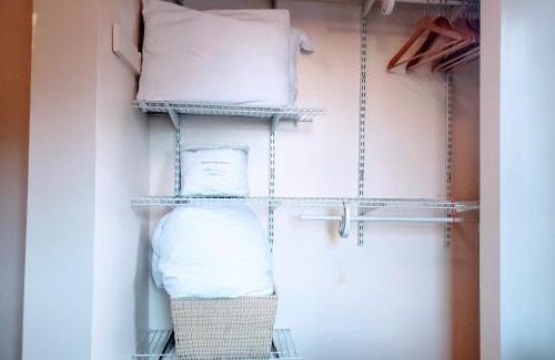 Linthicum Heights Apartamento | Private Duplex Near BWI Easy Access to I95