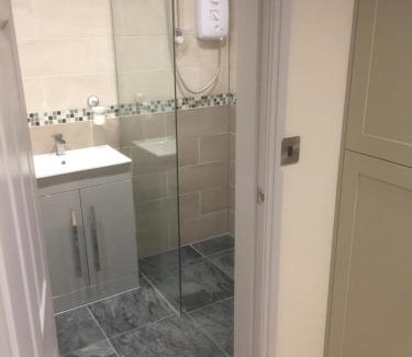 Ruthin Casa | Private en-suite guestroom Ruthin