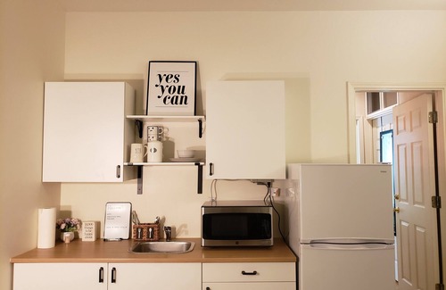 Tracy Casa | Private Entrance with beautiful Spot for you and your family!