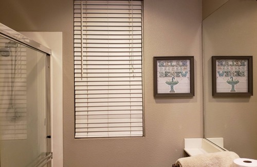 Tracy Casa | Private Entrance with beautiful Spot for you and your family!
