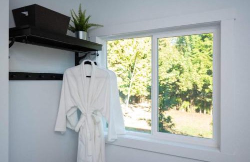 Camas Casa | Private Escape! Tiny Home Style
