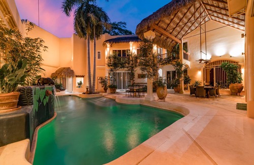 Santa María Huatulco Villa | Private Escape W/ Hand Painted Murals Throughout