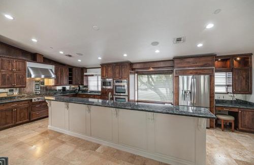 South Scottsdale Casa | Private Executive Home, Pet Friendly, Walkable