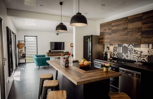 Bora Bora Villa | Private Fafapiti by Matira Beach