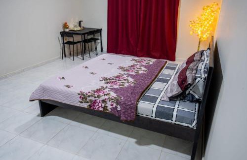 Mussafah Casa | PRIVATE FAMILY ROOM BY BJ