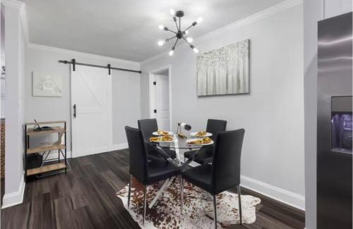 Marietta Casa | Private Fenced Yard Near Truist Park and ATL