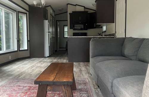 Courtenay Cabina | Private Forest Cabin