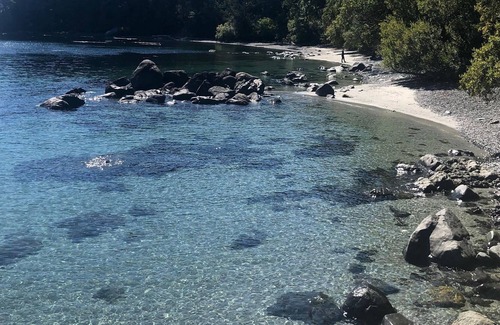 Juan de Fuca Electoral Area Casa | Private forest getaway by the sea