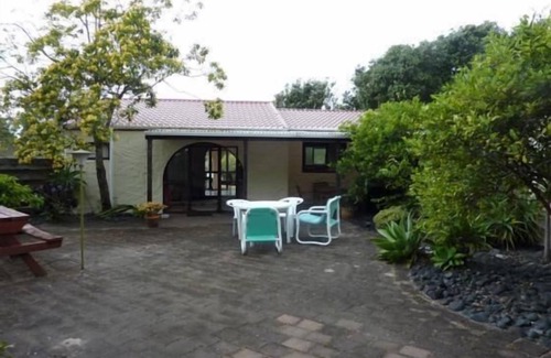 Pauanui Casa | Privado escapada totalmente vallada $ 125- $ 300 / noche