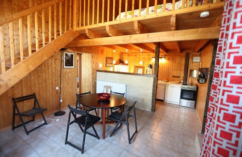 Tourliac Cabaña | Casa rural en el hermoso complejo templario, en Périgord