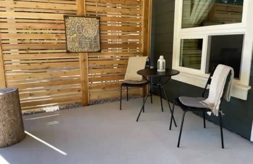 Roberts Creek Apartamento | Private Garden Studio # 1 Near the Ocean