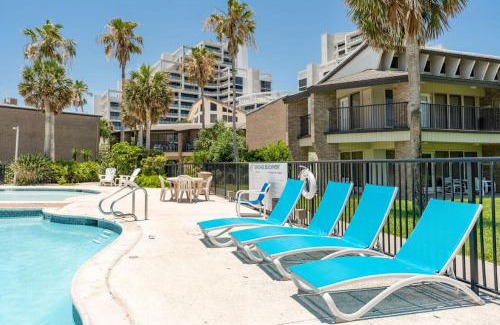 South Padre Island Casa | Private Garden Patio Near Pool Beachfront Resort