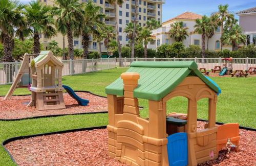 South Padre Island Casa | Private Garden Patio Near Pool Beachfront Resort