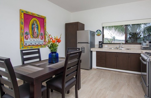 El Pescadero Villa | CASA CASCADA Muy privado 4 casas de huéspedes con piscina minutos a la playa Navidad disponible