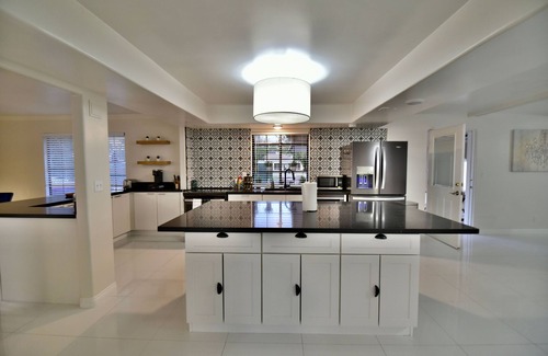 Green Valley Casa | Private gated Resort home near the strip! 3 NIGHT MIN