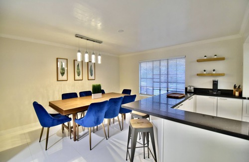 Green Valley Casa | Private gated Resort home near the strip! 3 NIGHT MIN
