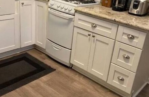 Downtown Riverside Casa | Private Get Away/Business Trip/Fast WIFi,Garden