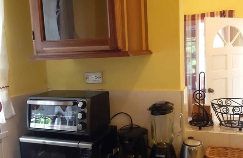 Ocho Rios Casa | Private getaway house walking distance to beaches and restaurants. Apt#1.