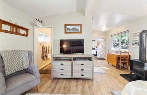 Placerville Cabaña | Private Getaway Near Historic Downtown Placerville
