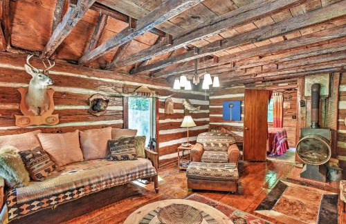 Advance Casa | Private Getaway on 270 Acres with Lake Swim and Canoe