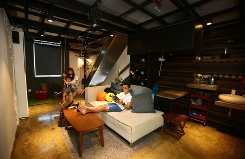 Bayan Lepas Apartamento | Private Getaway (Private Cinema, Swing & more!)