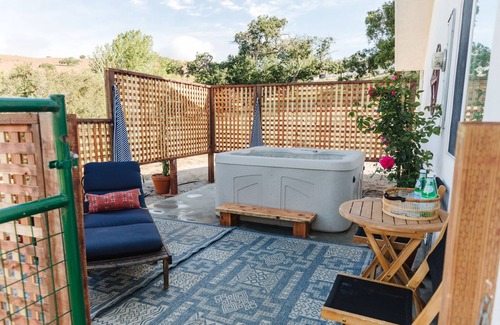 Santa Barbara Casa | Private guest house on 10 acres