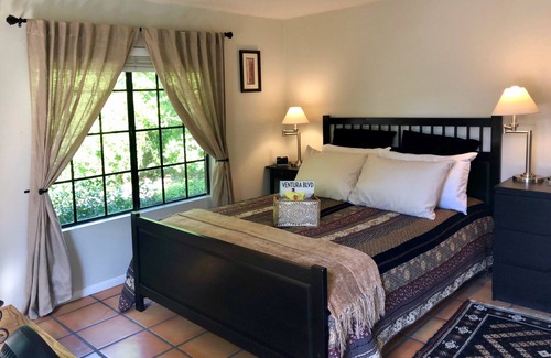 Studio City Casa | Casa de huéspedes privada en la gran ubicación