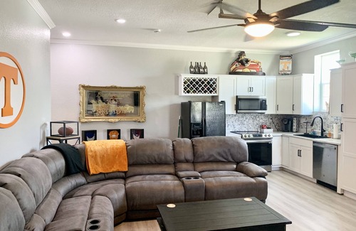 South Gulf Cove Casa | Private Guest Suite with Shared Pool Access - just 9 miles from Boca Grande