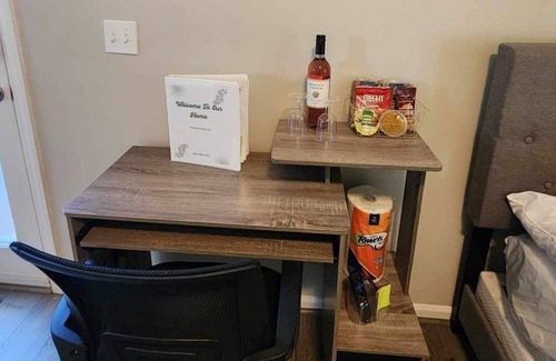 Winston - Salem Casa | Private guest suite with separate entrance -Pet friendly