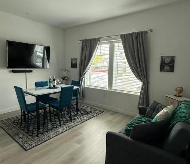 Wheatland Casa | Private Guest Suite, 7 miles from Hard Rock