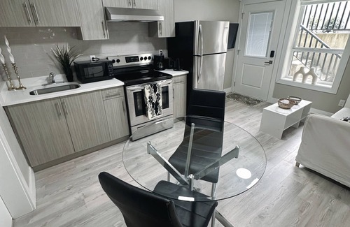 Vancouver South Casa | Private Guest Suite close to airport & downtown