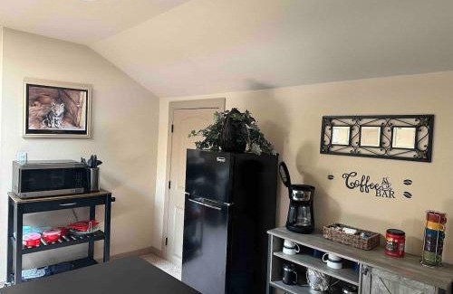 Edgewood Casa | Private Guest Suite in Sandia Park