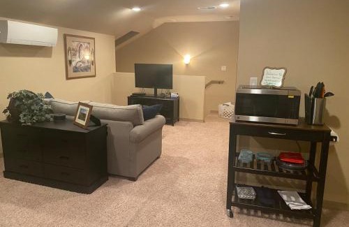 Edgewood Casa | Private Guest Suite in Sandia Park
