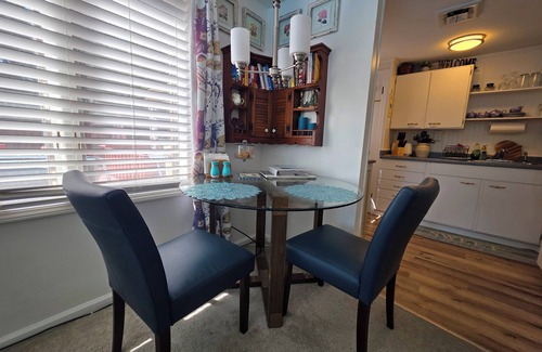 Fayetteville Cabaña | Pensión privada con garaje, piscina, terraza y bañera de hidromasaje en Fayetteville / Syracuse