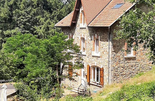 La Monnerie-le-Montel Cama Y Desayuno | Casa de familia privada
