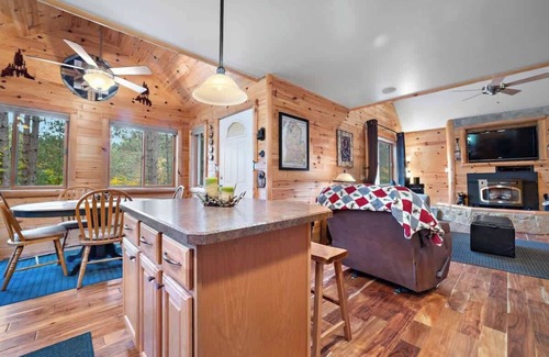 Mancelona Casa | Private Haven, 3B/ 2 Full Bath, Great Location, Dogs Welcome!