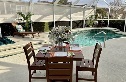 Summerhill Casa | Private Heated Pool & Hottub - Pet Friendly- Close to L Sumpter & Spanish Spring